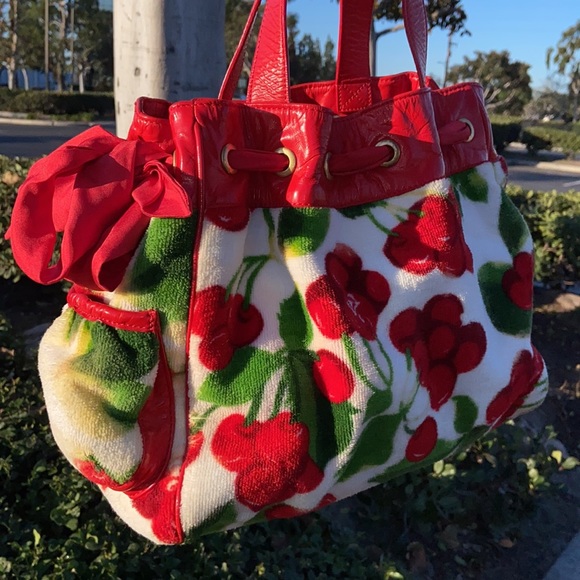 Y2K Juicy Couture CHERRY PRINT VELOUR TERRY DAYDREAMER WEEKENDER BAG CHERRIES - Picture 2 of 15